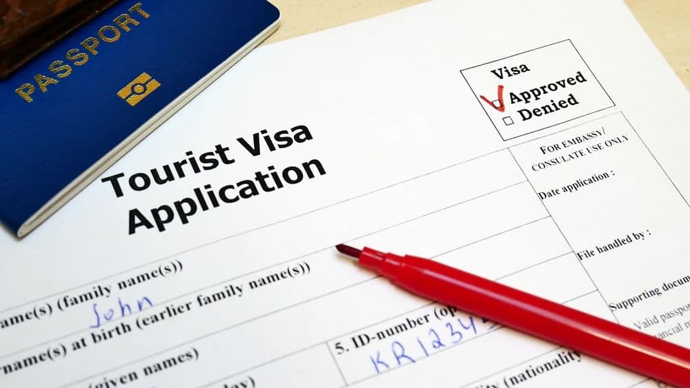 Visa du lịch Canada 2026: Hồ sơ, chi phí và thủ tục